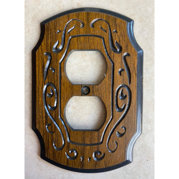 Star P&P Wall Socket Cover Plate Vintage Plastic Farmhouse Woodgrain Look