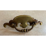 Vintage lyster L-1207 Colonial Batwing Antique Brass Dresser Drawer Pulls Handle