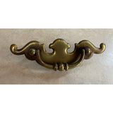 Vintage lyster L-1207 Colonial Batwing Antique Brass Dresser Drawer Pulls Handle