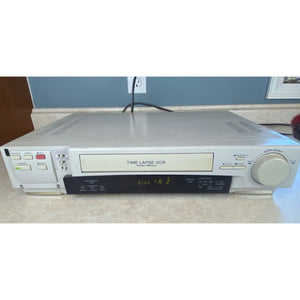 Toshiba KV-7168A Time Lapse VCR Video Cassette Record Player