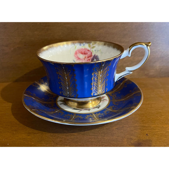 Paragon Fine Bone China England Teacup Saucer Set Blue Floral w/ Feather Pattern