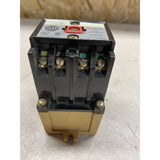 Allen-Bradley Bulletin 700 Type P 700-P400A1 Ser B AC Relay, USED