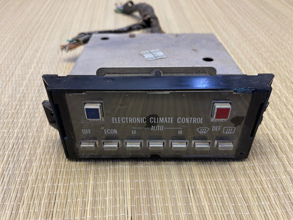 1981 Cadillac Eldorado Coupe GMC OEM Electronic Climate Control Centre